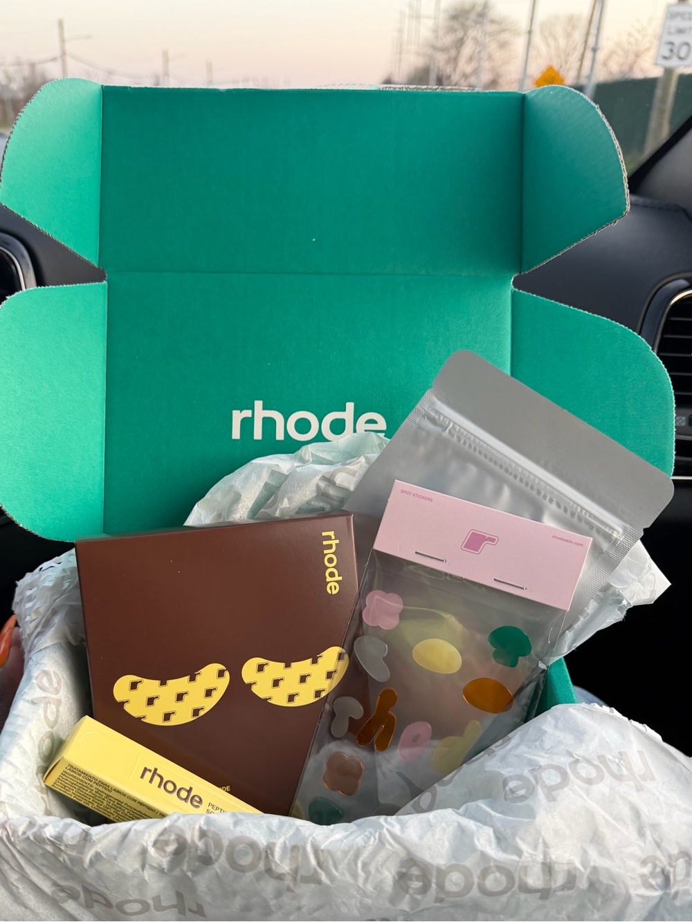 NEW Rhode Skincare Gift Set Banana scent